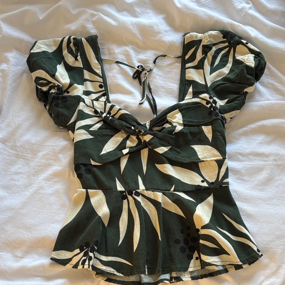 Miami Leaf Print Puff Sleeve Blouse - Black and Cream